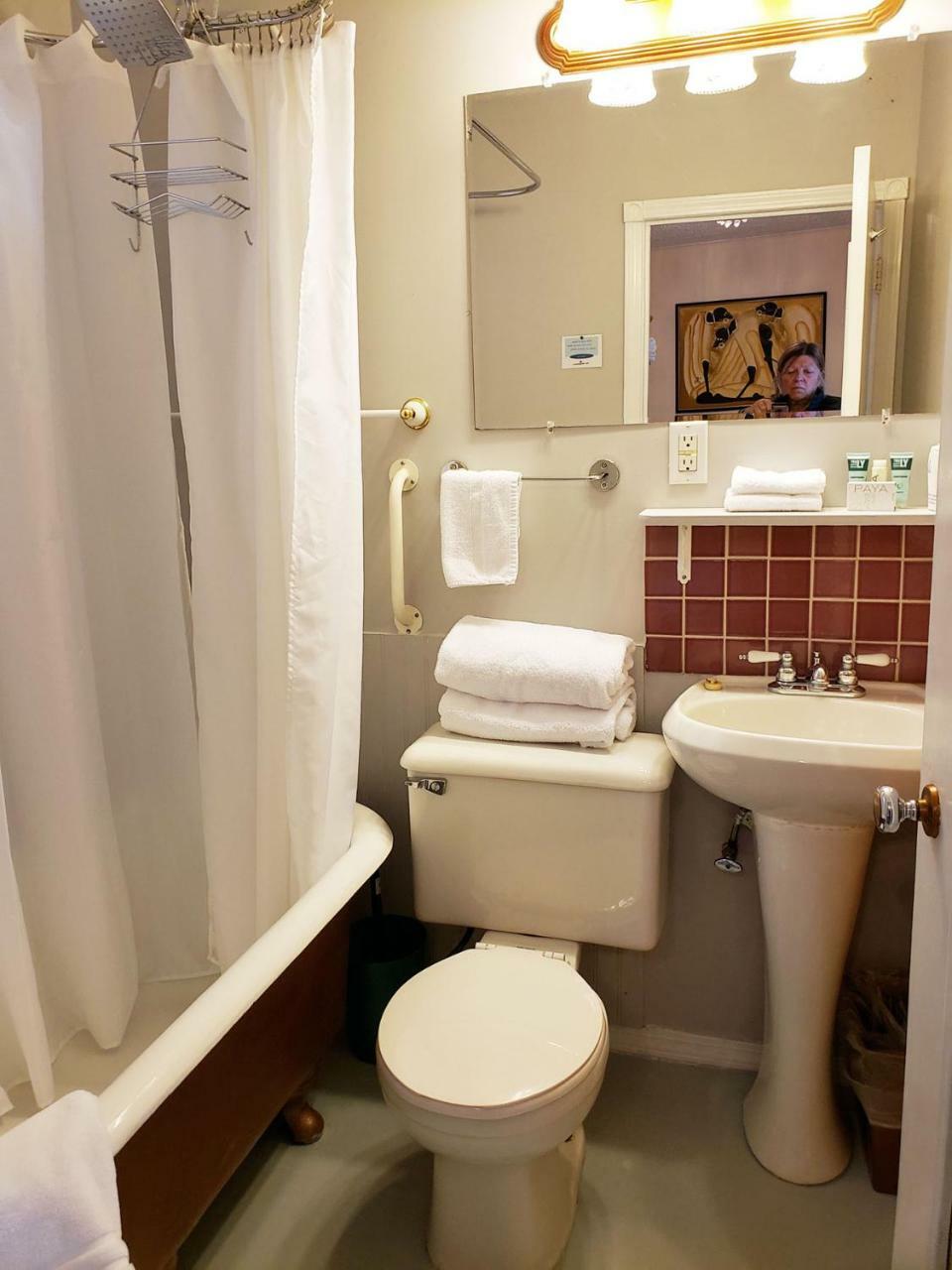 Reno MotelSalmo エクステリア 写真